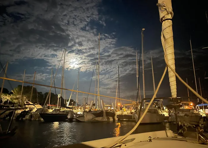 Yacht Studio Galarne