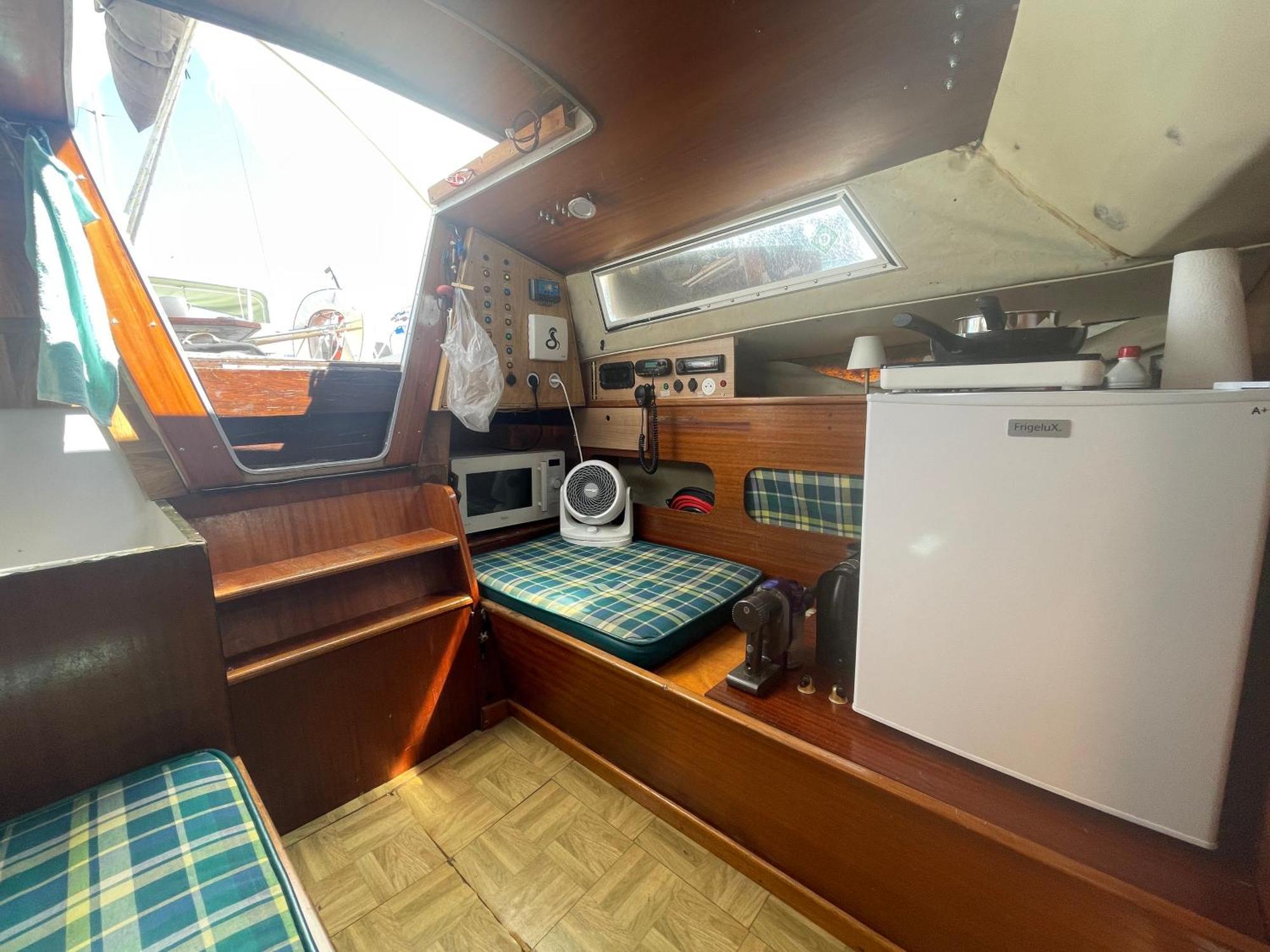 Yacht Galarne Botel
